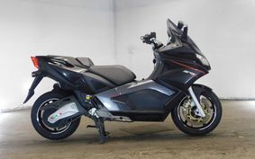 APRILIA SRV850 2013 M551