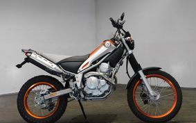 YAMAHA TRICKER DG16J