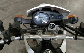 YAMAHA XTZ125E 不明