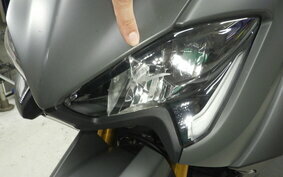 YAMAHA T-MAX 560 T 2021 SJ19J