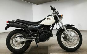 YAMAHA TW225 DG09J