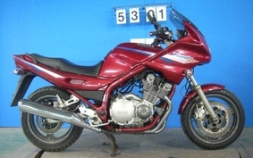 YAMAHA DIVERSION 900 4KM