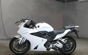 HONDA VFR800F 2017 RC79