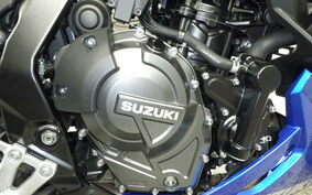 SUZUKI GSX-8R 2024 EM1AA