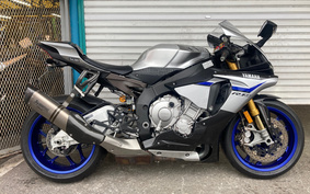 YAMAHA YZF-R1 M 2015 RN40