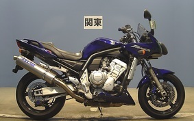 YAMAHA FZS1000 FAZER 2003 RN06