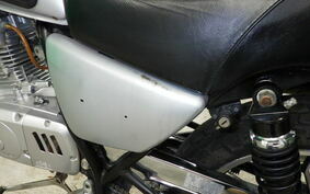 SUZUKI GN125 H