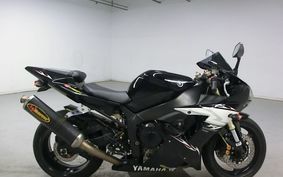 YAMAHA YZF-R1 Fi 2003 RN09