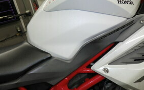 HONDA CBR250RR A MC51