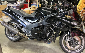 KAWASAKI ZZ1100 NINJA 2000 10D062