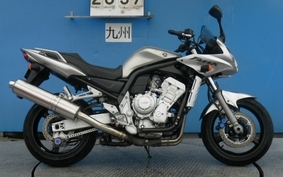 YAMAHA FZS1000 FAZER 2003 RN06