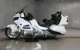 HONDA GL 1800 GOLD WING 2013 SC68