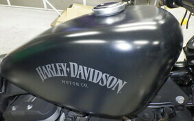 HARLEY XL883N 2012