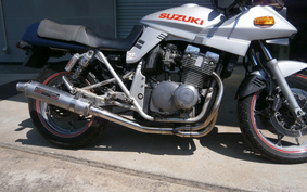 SUZUKI GSX400S 1992 GK77A