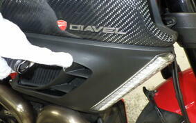 DUCATI DIAVEL 2011 G100A