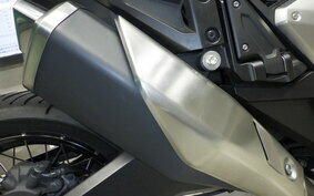 HONDA X-ADV 750 2022 RH10