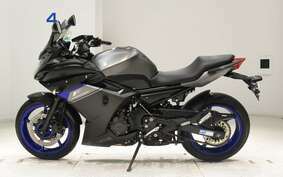 YAMAHA XJ6 F 2013