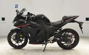 YAMAHA YZF-R25 A RG10J