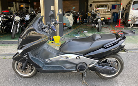 YAMAHA T-MAX 2004 SJ04J