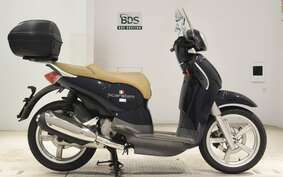 APRILIA SCARABEO 200IE RBM0