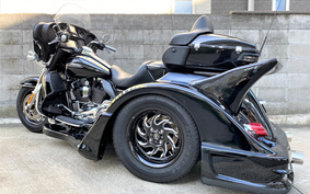 HARLEY FLHTCUTG TRIKE 2015 MAL