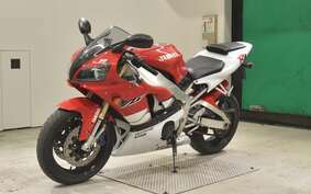 YAMAHA YZF-R1 2000 RN01