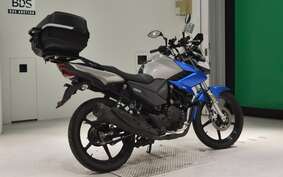 YAMAHA YS125 FAZER