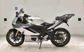 YAMAHA YZF-R25 RG43J