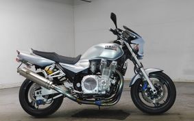 YAMAHA XJR1300 2000 RP03J