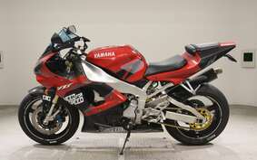 YAMAHA YZF-R1 2000 RN04