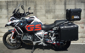 BMW R1250GS EXCLUSIVE 2022 0M11