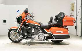 HARLEY FLHTCUSE 1800CVO 2012 PR8