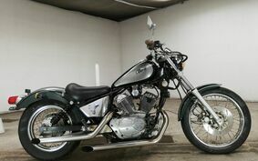 YAMAHA VIRAGO 250 3DM