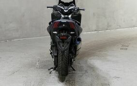 YAMAHA T-MAX 530 DX 2017 SJ15J