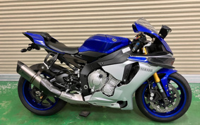 YAMAHA YZF-R1 2015 RN39