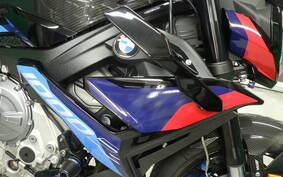 BMW M1000R 2023