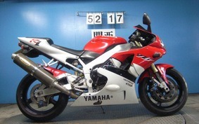 YAMAHA YZF-R1 1999 RN01