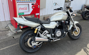 YAMAHA XJR1200 1996 4KG