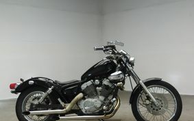 YAMAHA VIRAGO 250 3DM