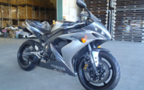 YAMAHA YZF-R1 2004 RN13