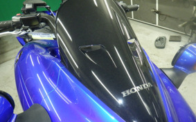 HONDA DN01 2010 RC55