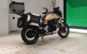 MOTO GUZZI V85 TT 2022