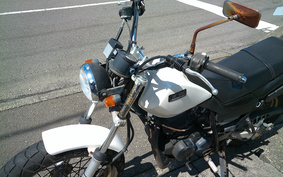 YAMAHA TW225 DG09J