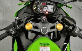 KAWASAKI ZX-25R ZX250E