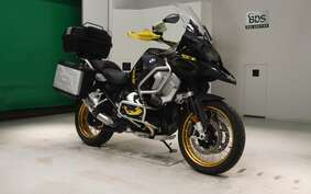 BMW R1250GS ADVENTURE 2021 0M11