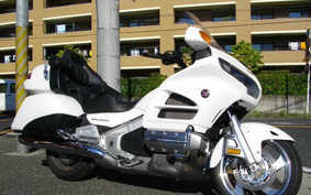 HONDA GL 1800 GOLD WING 2012 SC68