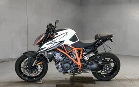 KTM 1290 SUPER DUKE R 2020 V3940