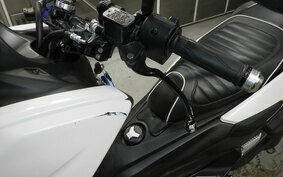 YAMAHA N-MAX SED6J