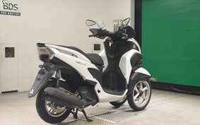 YAMAHA TRICITY 125 SE82J