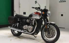 TRIUMPH BONNEVILLE T120 2017